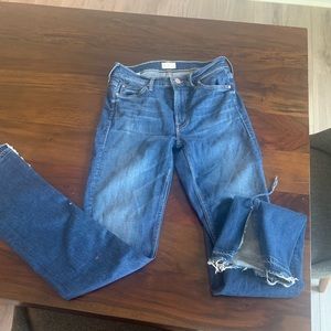 MOTHER jeans. The rascal split. New. worn for < 1 hr.